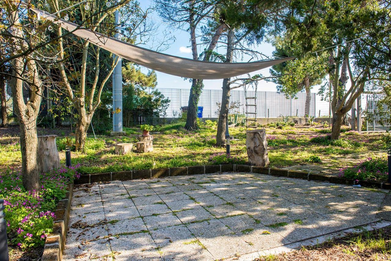 A11 - Varano, Delizioso Trilocale Con Giardino Ancona Bagian luar foto